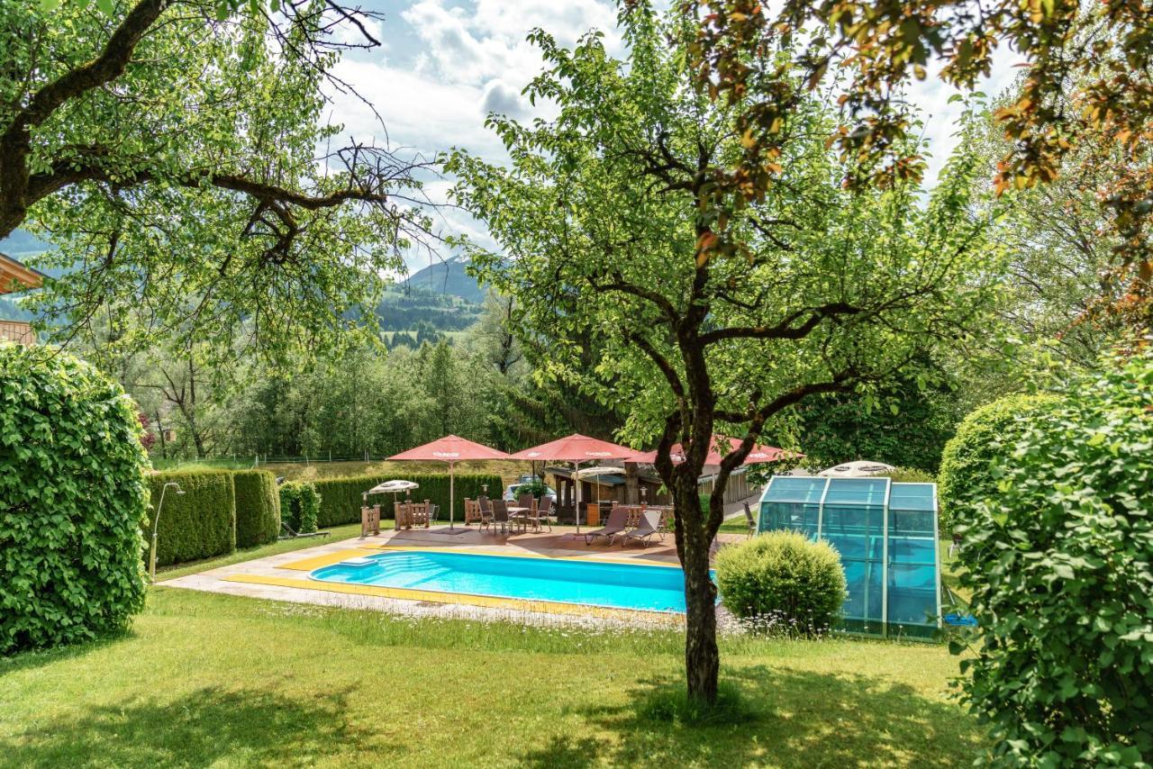 Sport & Familienhotel Baerenwirt Aich  Extérieur photo